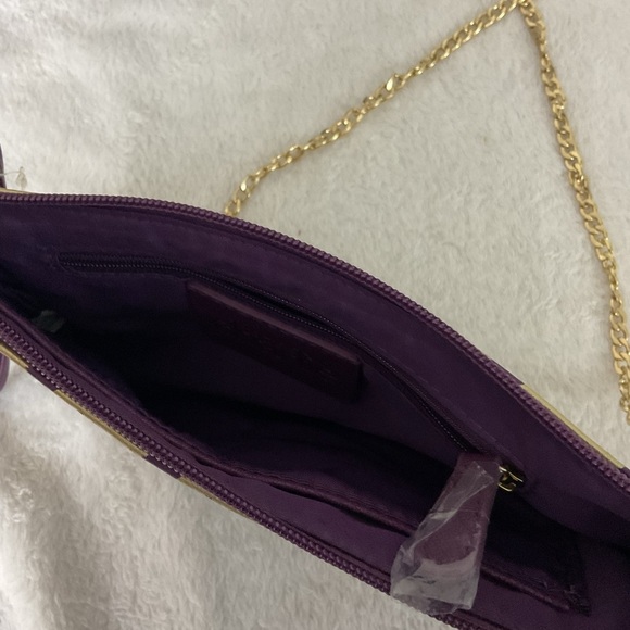 Charming Charlie Gold and Purple Houndstooth Clutch - Picture 4 of 7